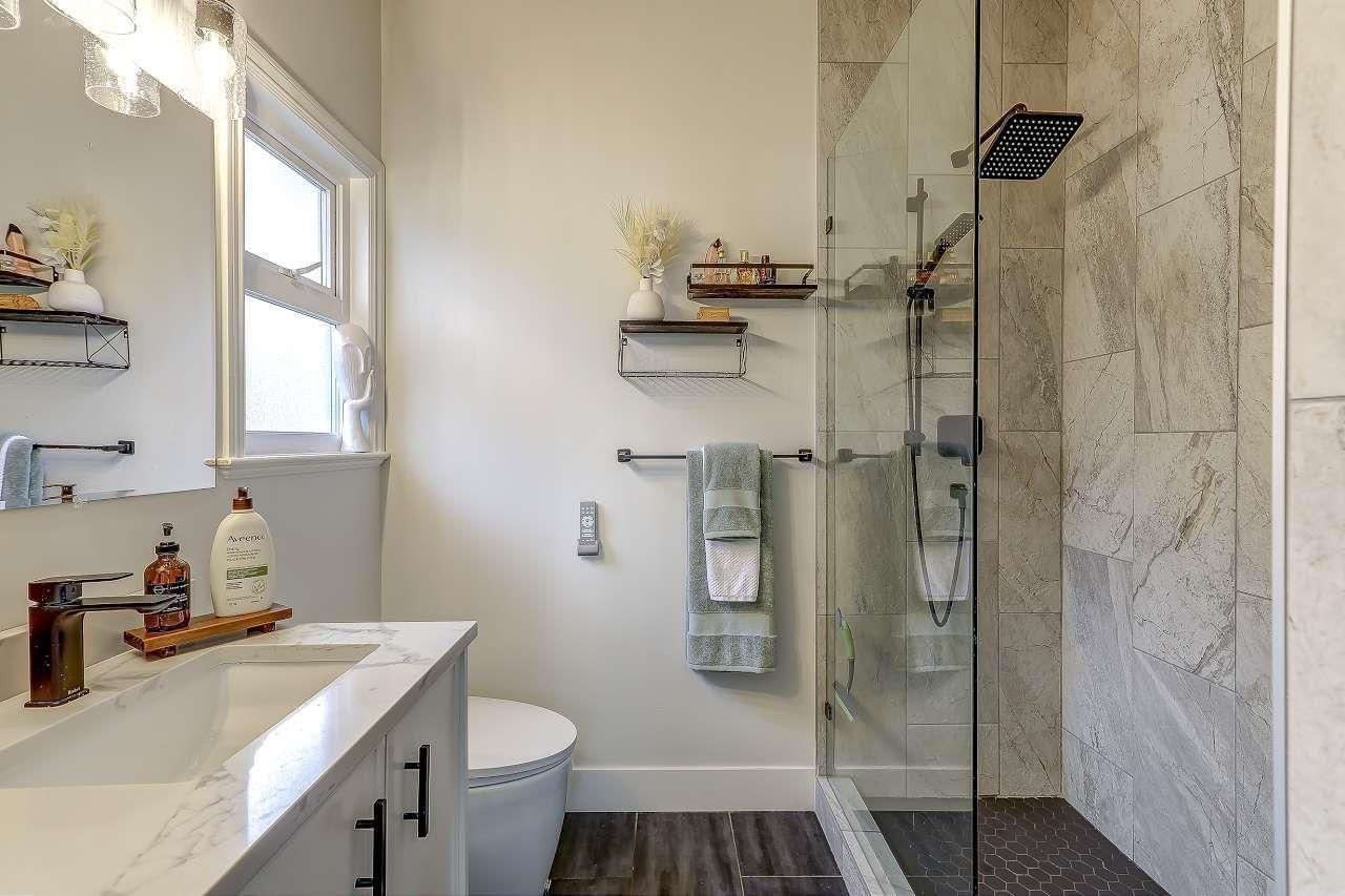 6842 184TH STREET Image 29