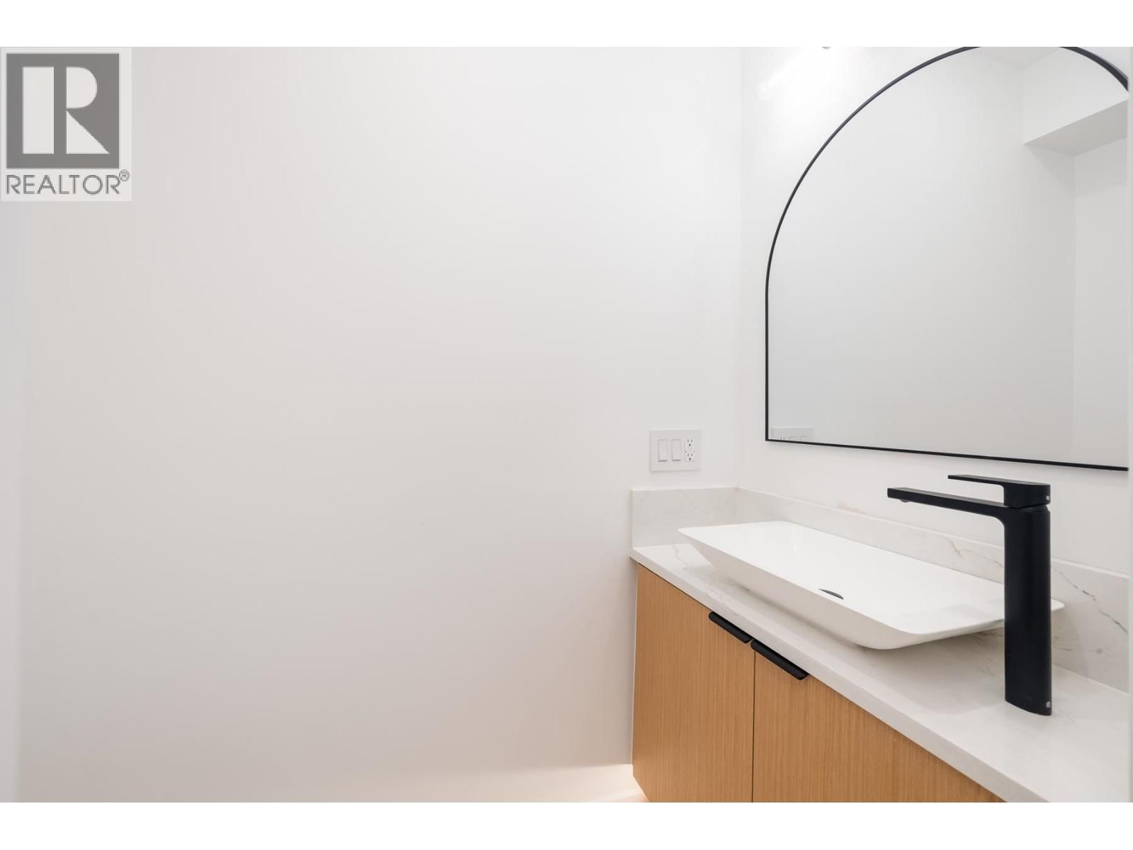 261 6TH STREET Image 5