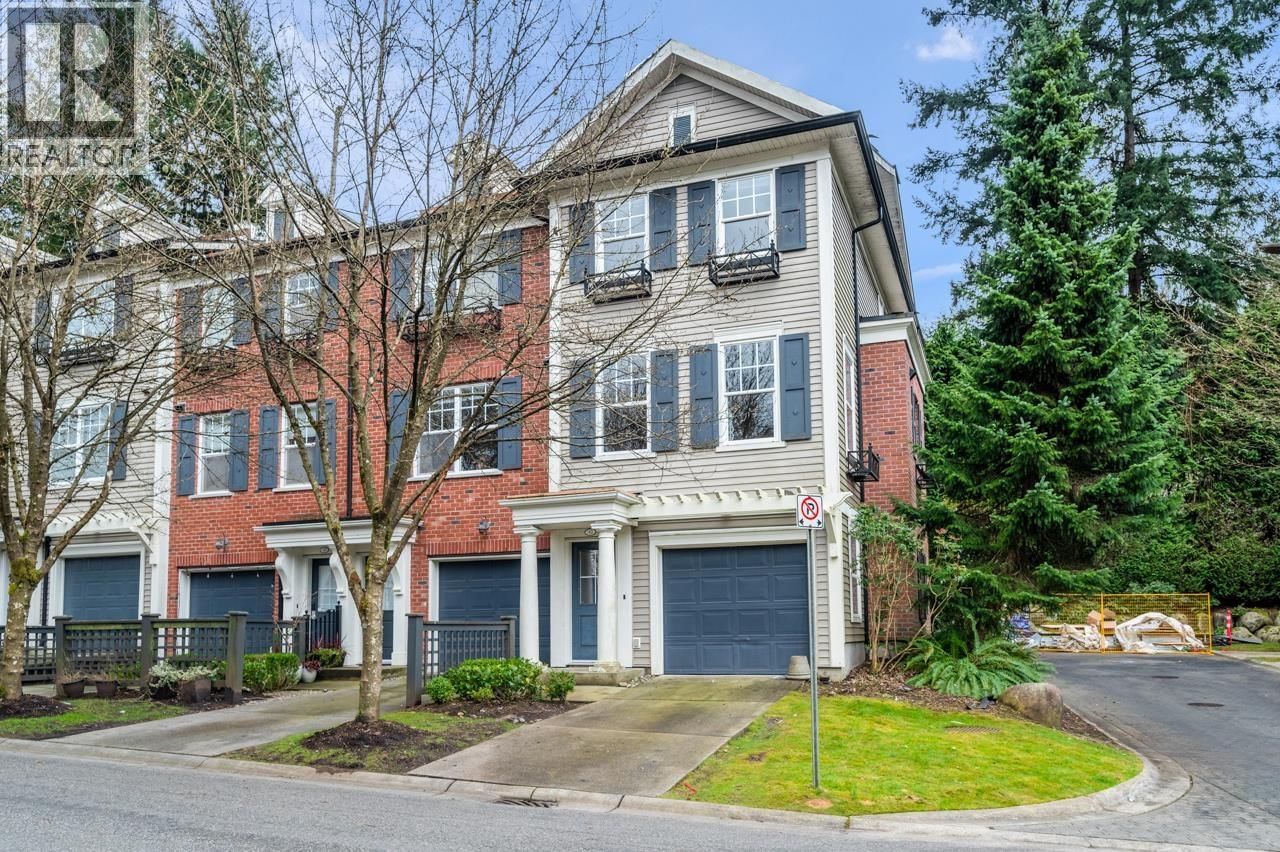 102 FRASER Street, Port Moody, British Columbia V3H 0C7
