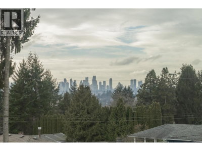 7139 PAULUS Crescent | Burnaby British Columbia | Slide Image Twenty-four