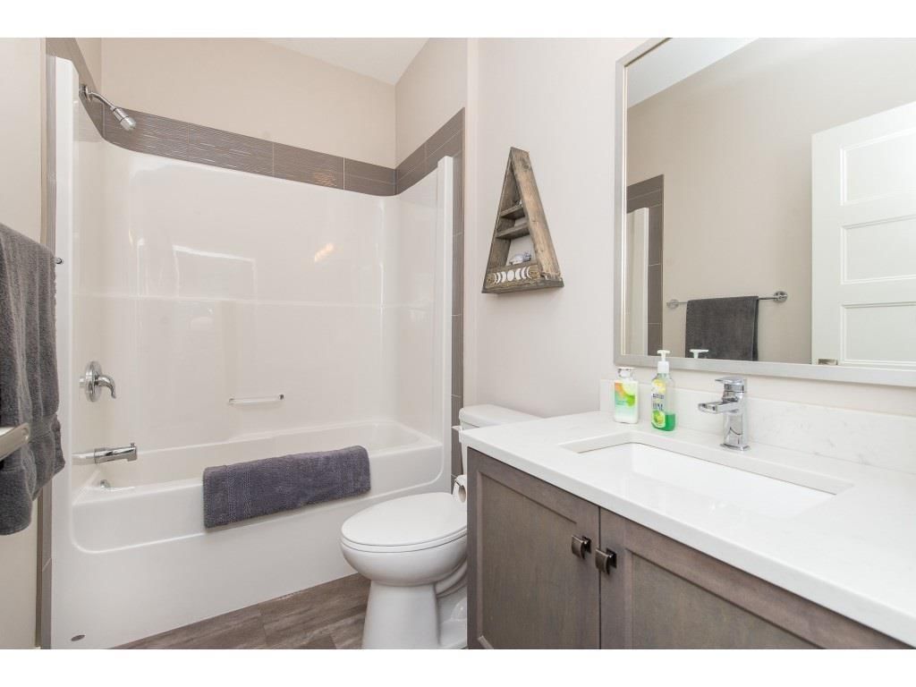 403 - 9130 CORBOULD STREET Image 17