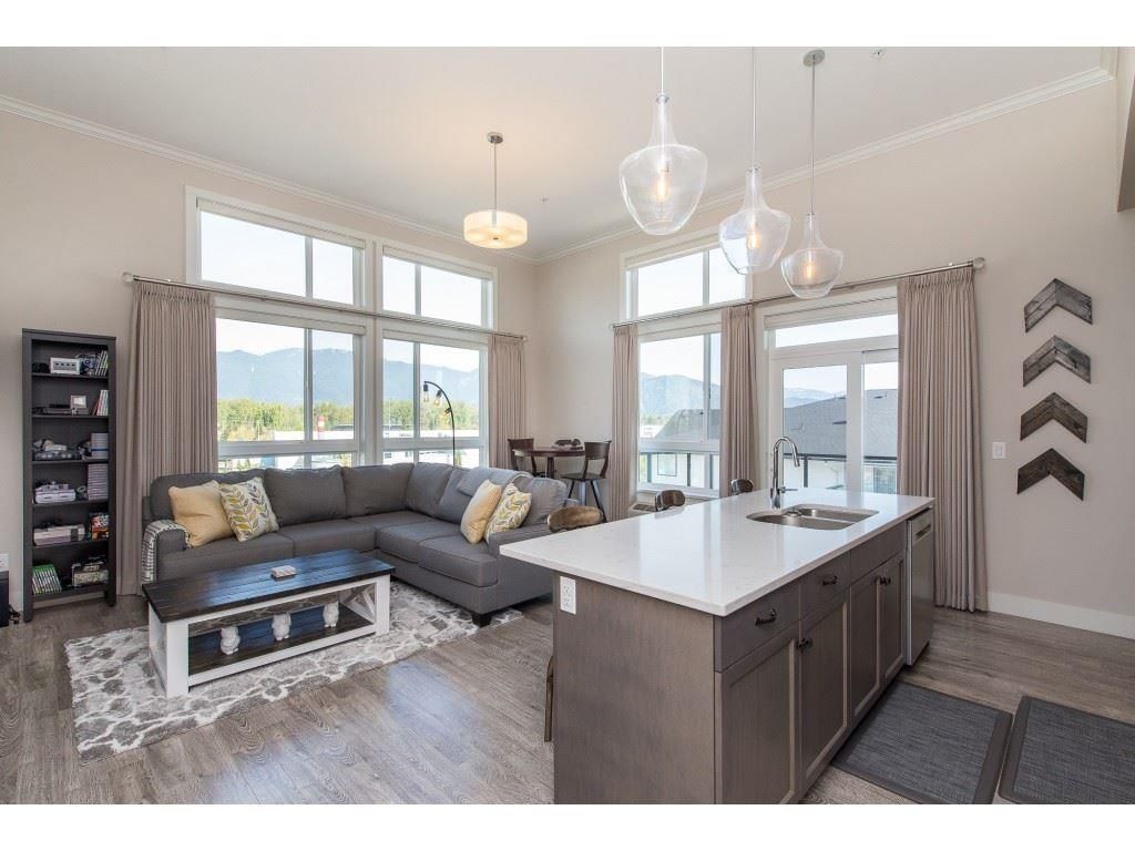 403 - 9130 CORBOULD STREET Image 7