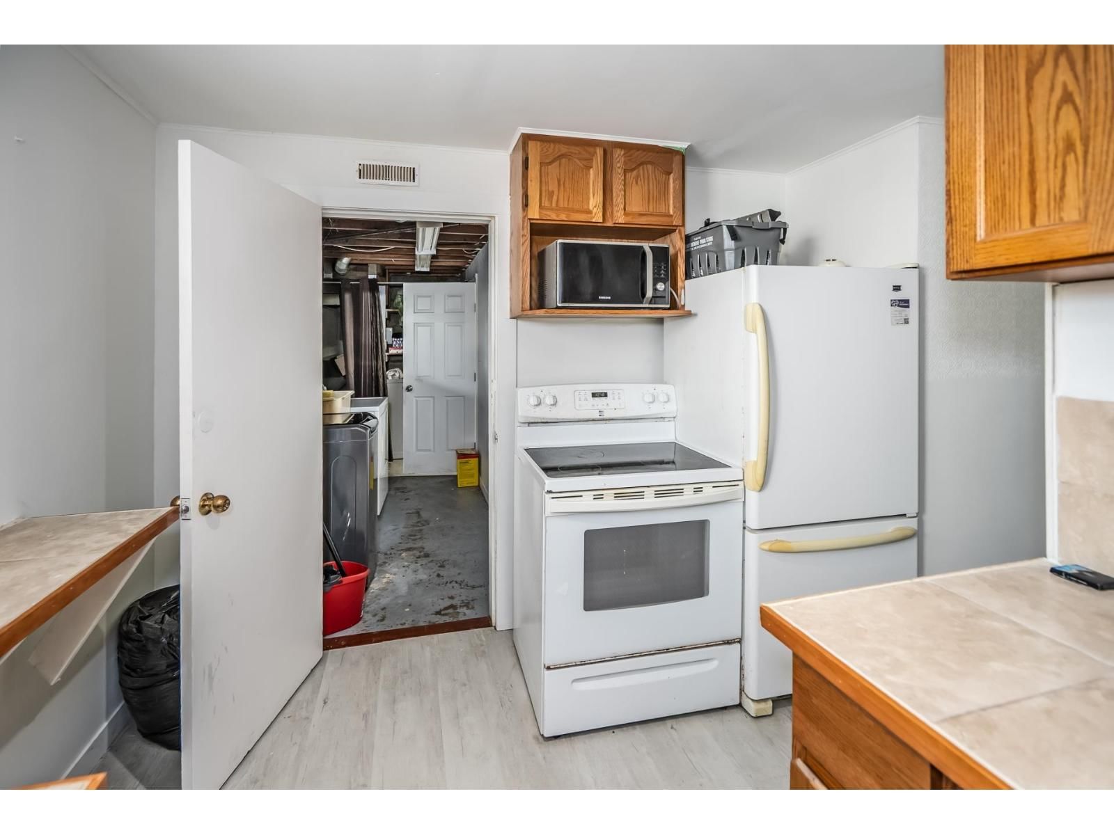 621 WATER AVENUE Image 21