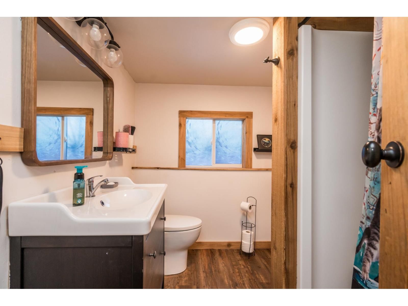 695 HUDSON BAY STREET Image 25