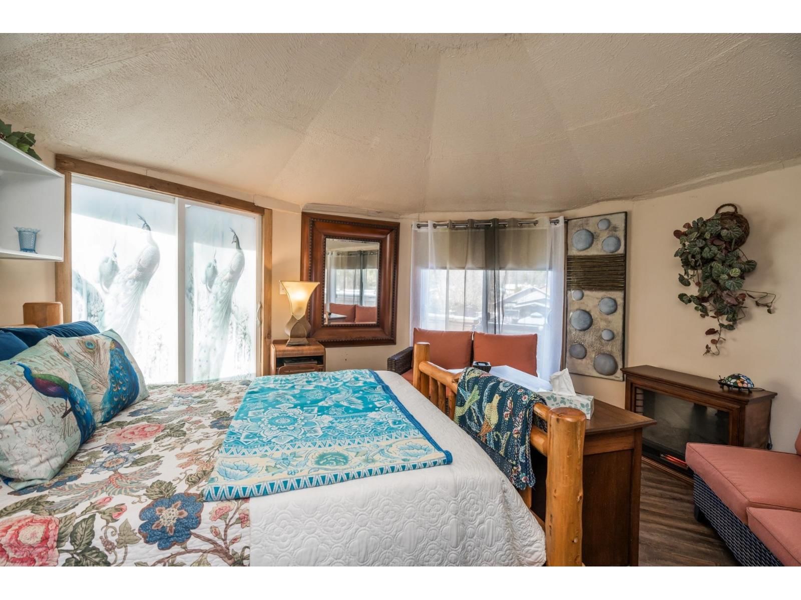 695 HUDSON BAY STREET Image 27