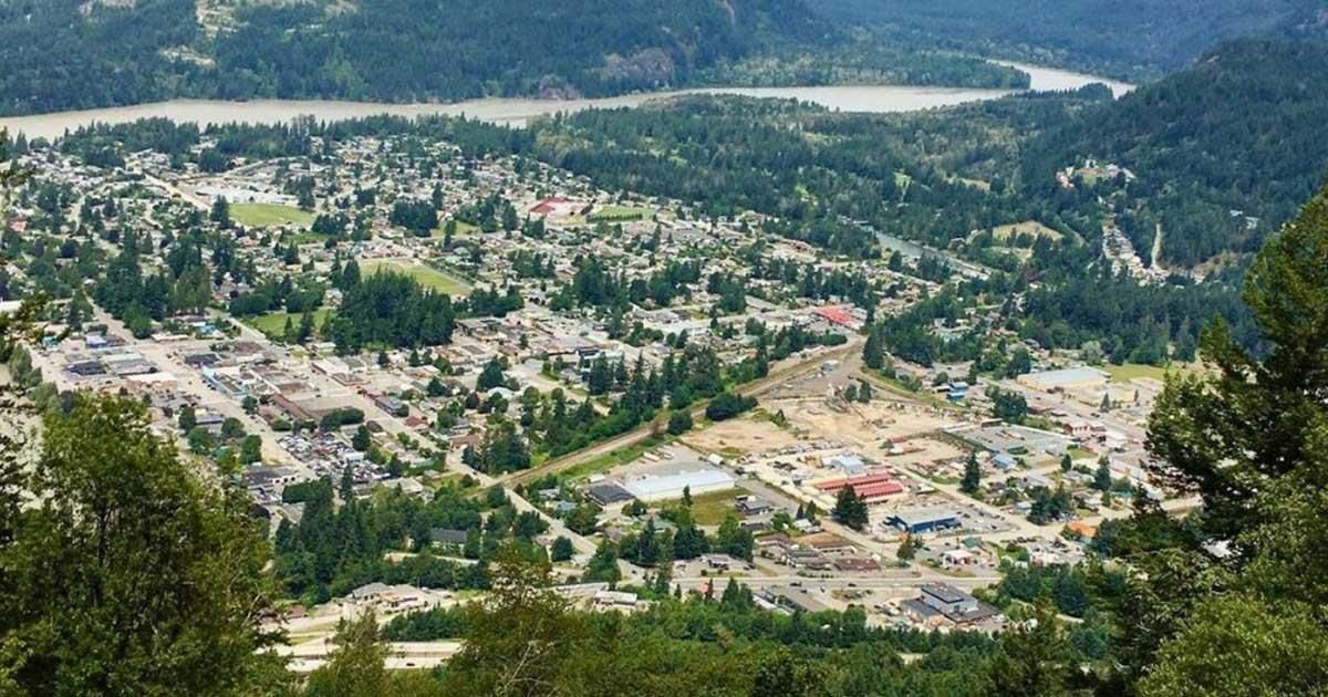 695 HUDSON BAY STREET Image 34