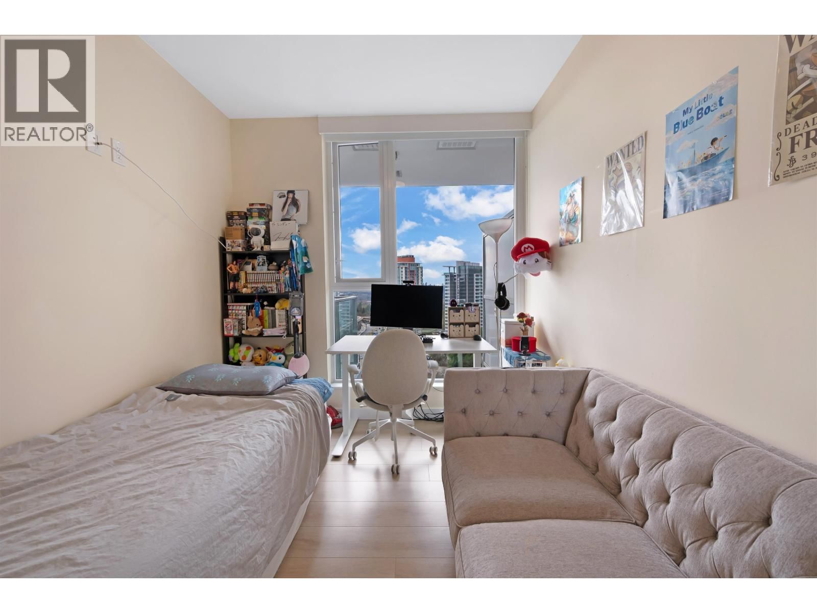 1309 - 567 CLARKE ROAD Image 10