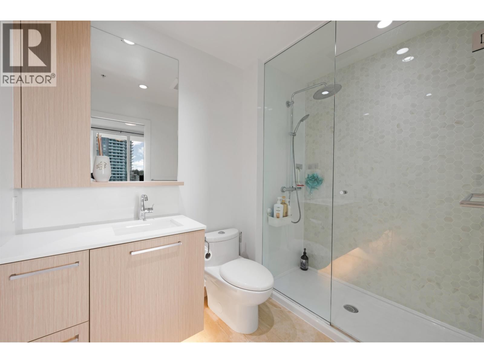 1309 - 567 CLARKE ROAD Image 15