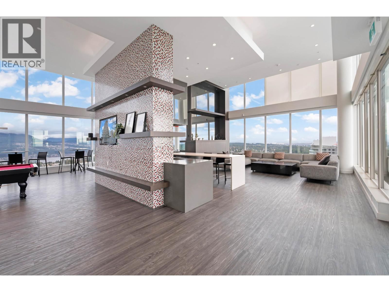 1309 - 567 CLARKE ROAD Image 34