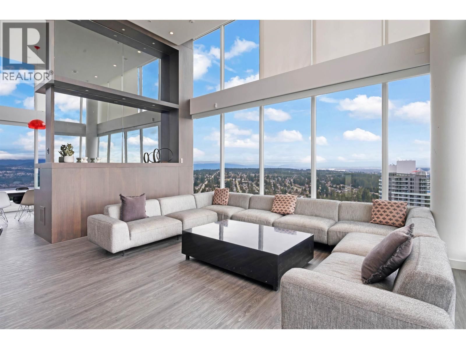 1309 - 567 CLARKE ROAD Image 36