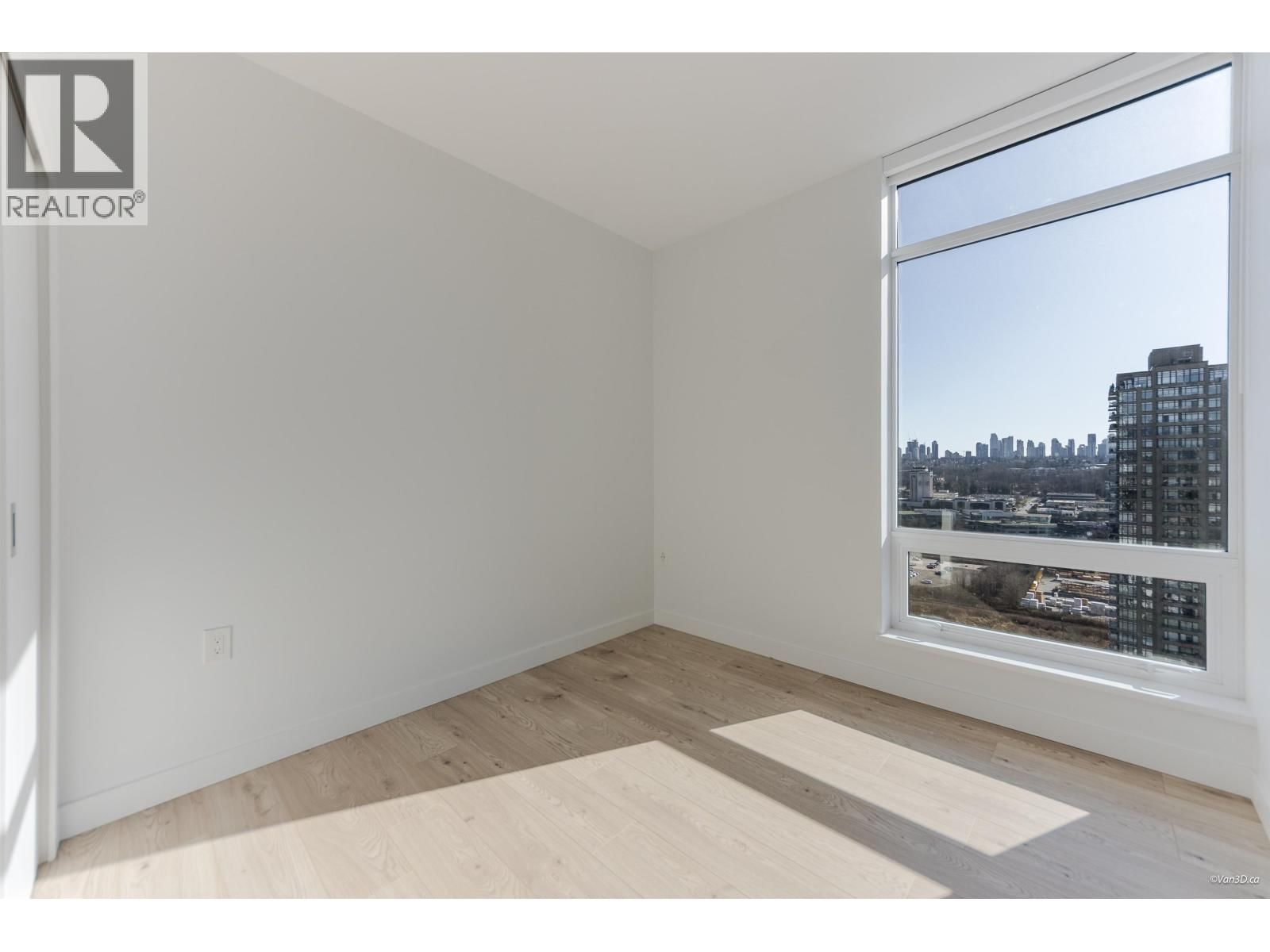 2102 - 2181 MADISON AVENUE Image 18