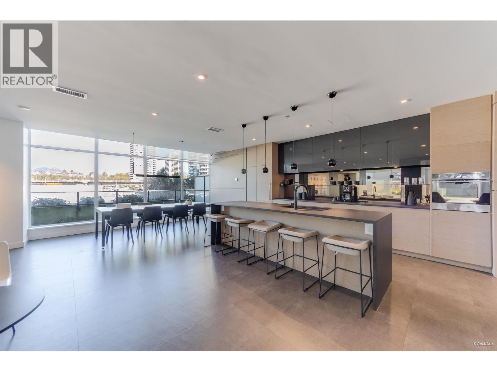 2102 - 2181 MADISON AVENUE Image 33