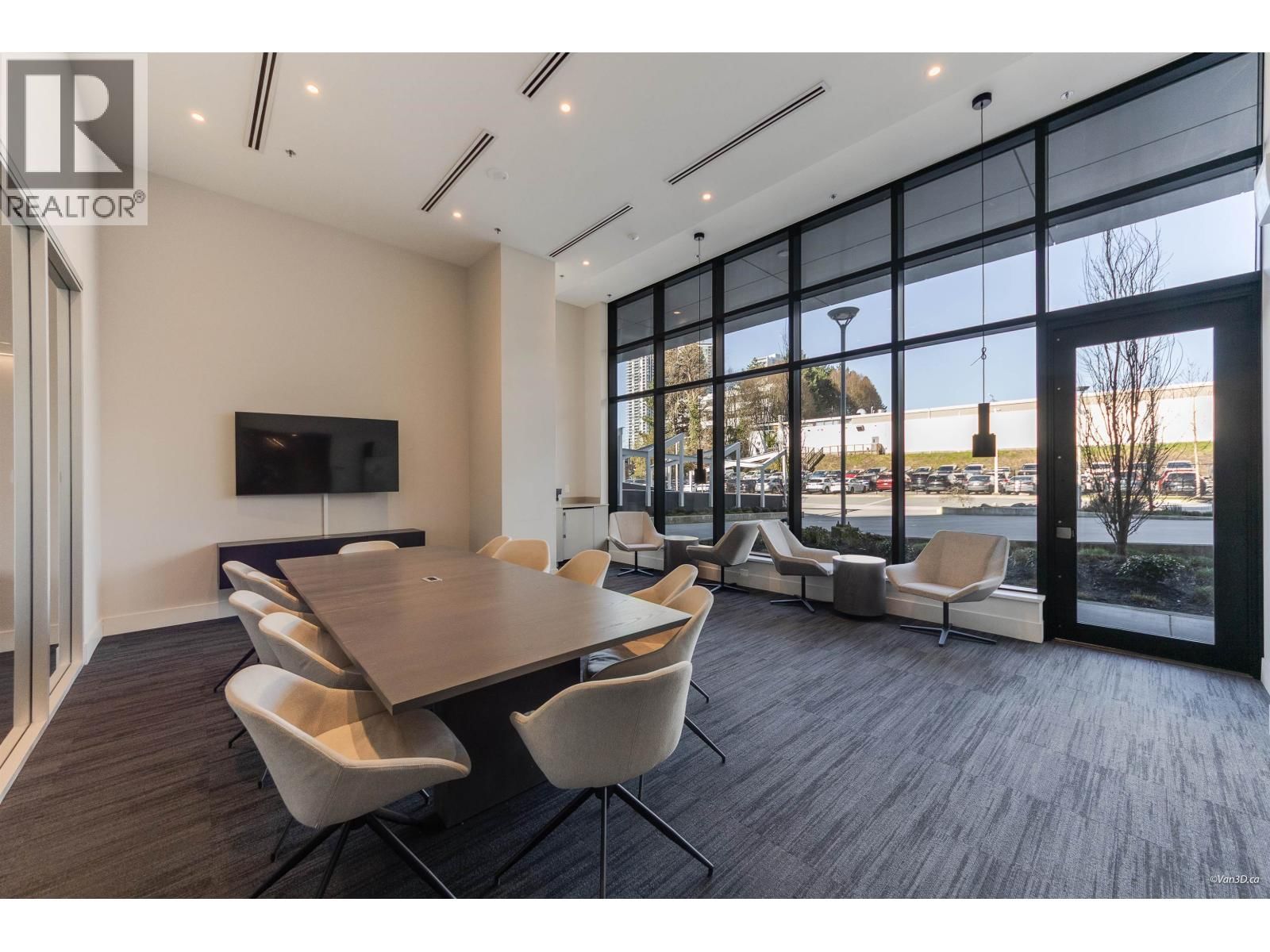 2102 - 2181 MADISON AVENUE Image 37