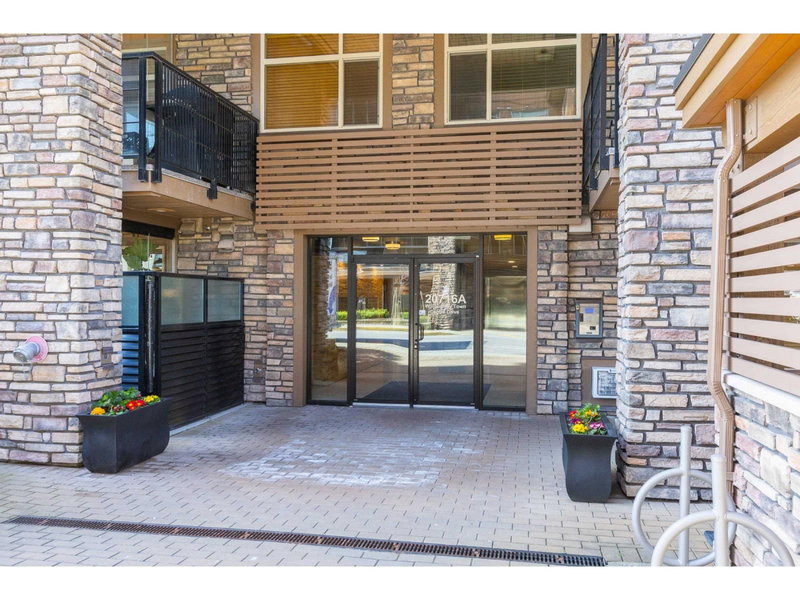A102 - 20716 WILLOUGHBY TOWN CENTRE Drive, Langley, V2Y3J7 | Image 2