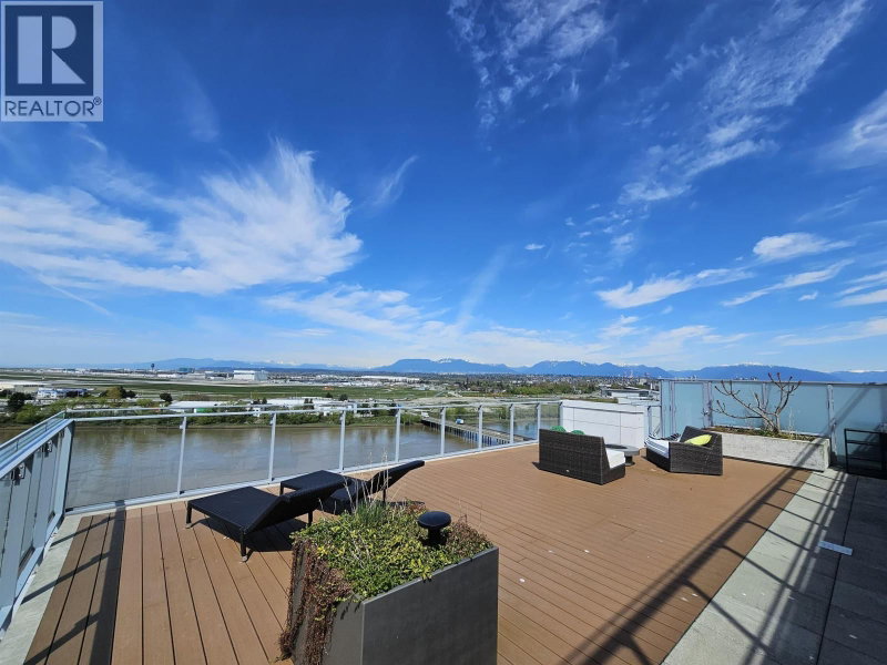 6811 PEARSON Way Richmond British Columbia, V7C 0E7 - 4 Bedrooms Waterfront Condo For Sale