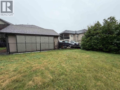 11394 240 Street | Maple Ridge British Columbia | Slide Image Ten