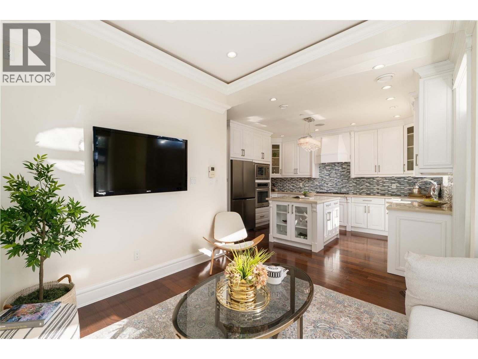 3716 17TH AVENUE Image 11