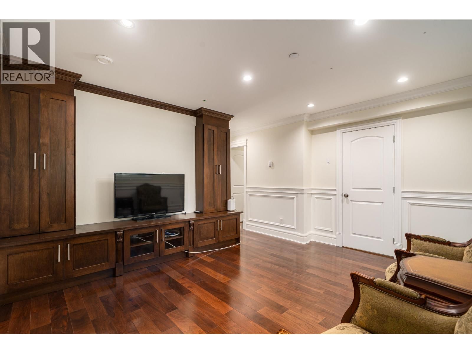 3716 17TH AVENUE Image 19