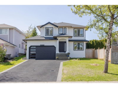8077 169 Street | Surrey British Columbia | Slide Image One