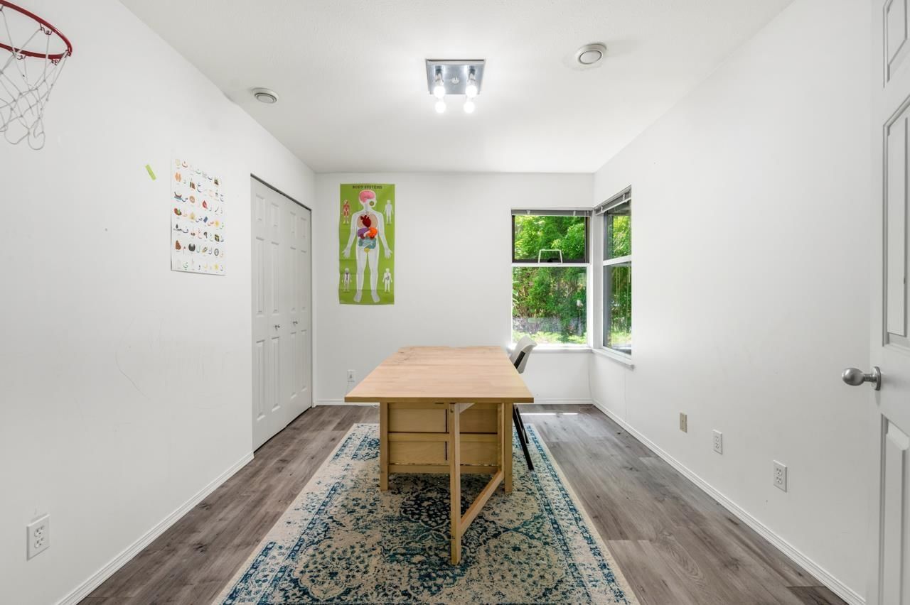 13553 25 AVENUE Image 10