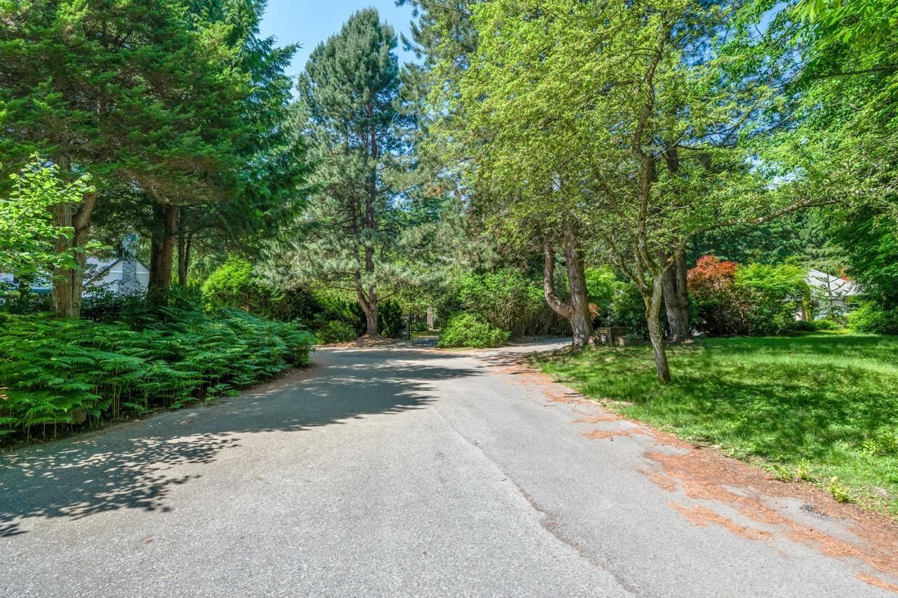 13553 25 AVENUE Image 33