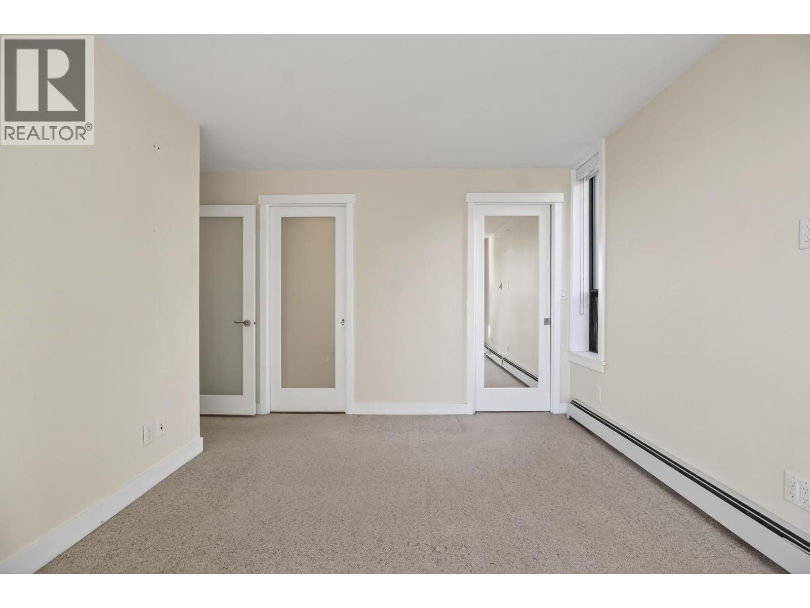 203 - 2090 ARGYLE AVENUE Image 31