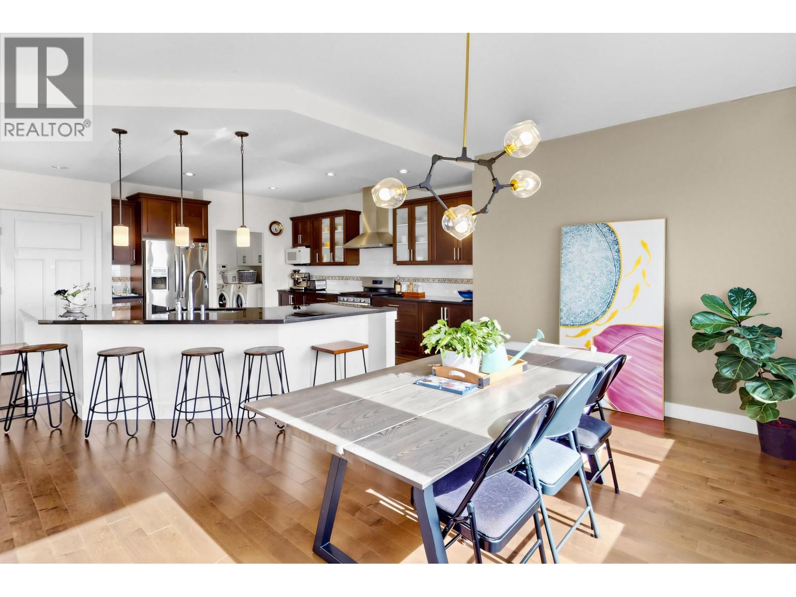 3492 BISHOP PLACE Image 11