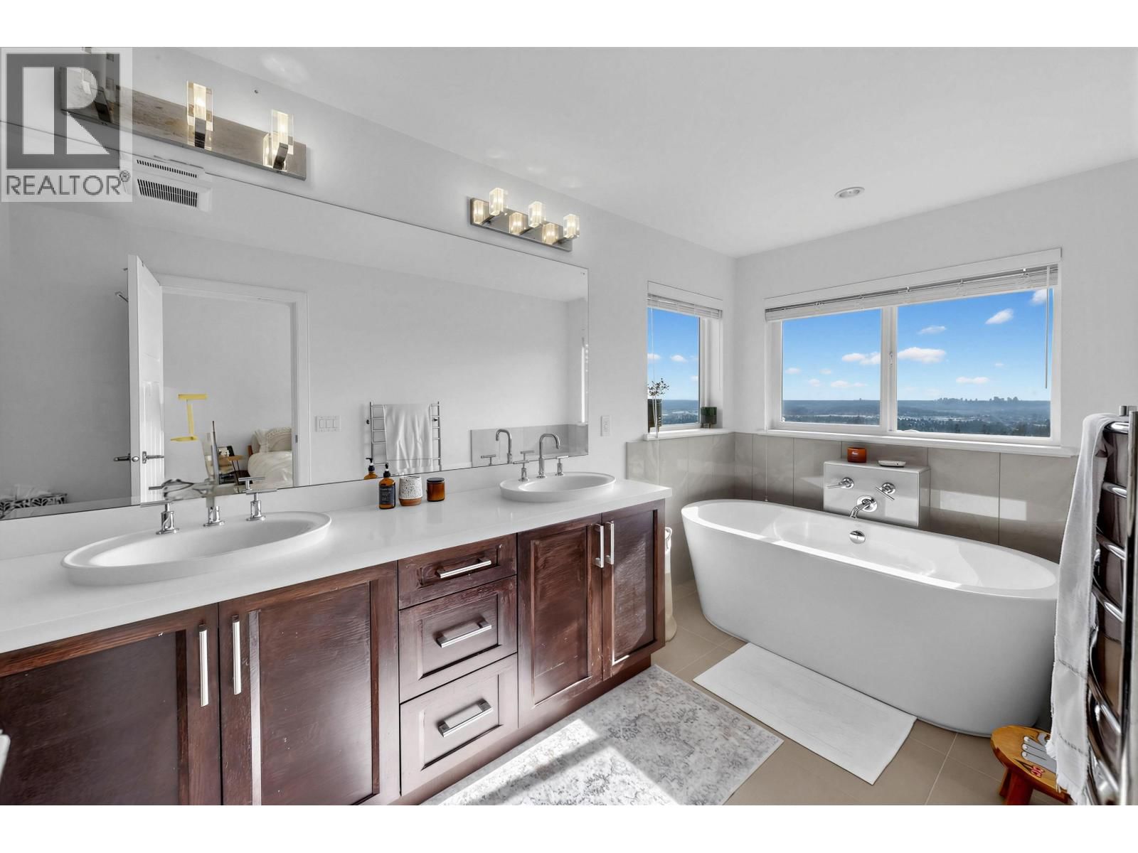 3492 BISHOP PLACE Image 25