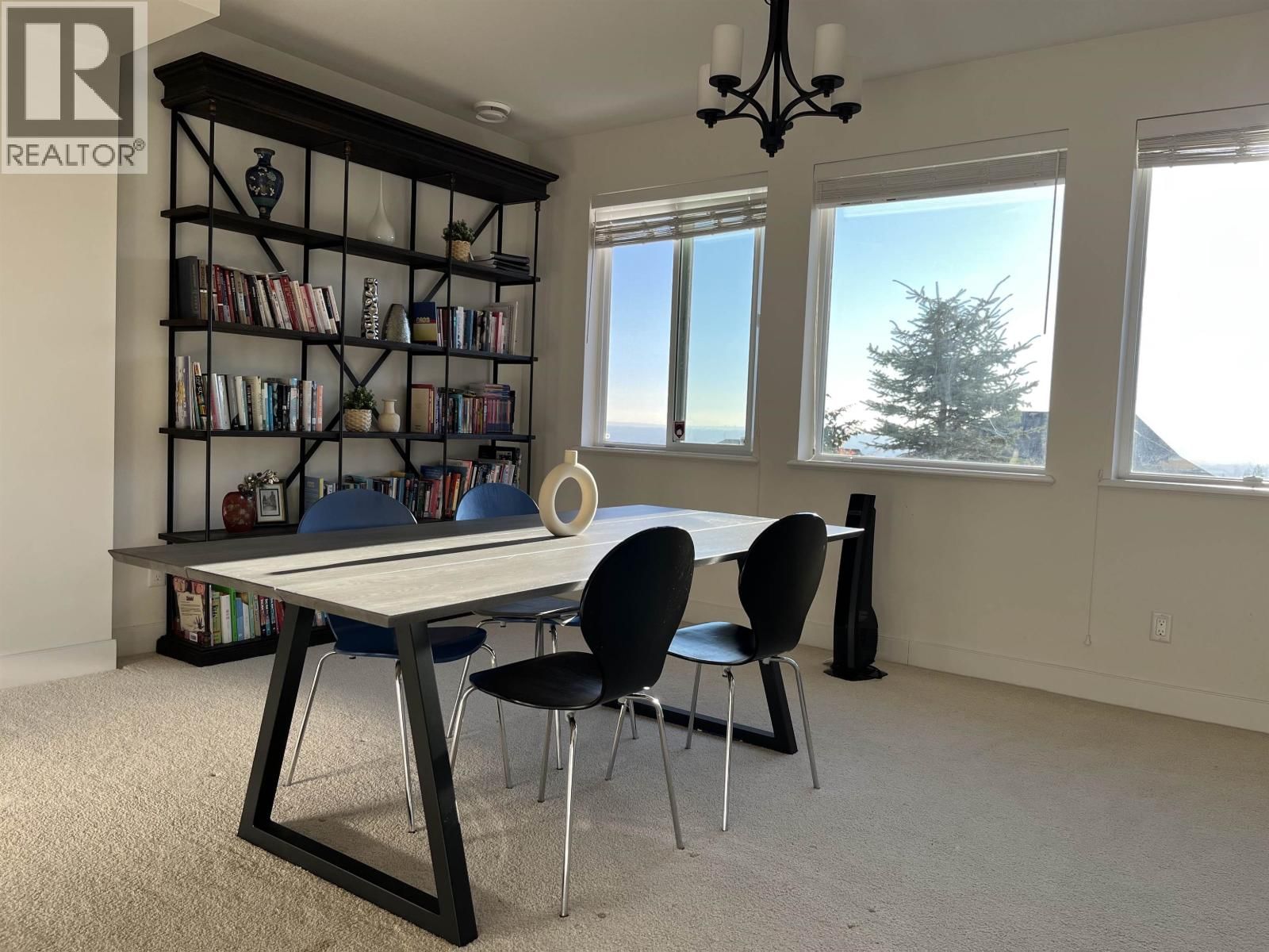 3492 BISHOP PLACE Image 31