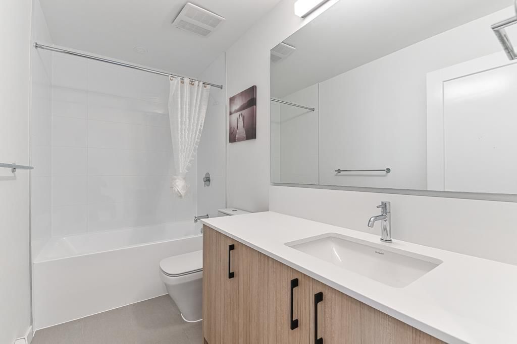 100 - 15255 SITKA DRIVE Image 23