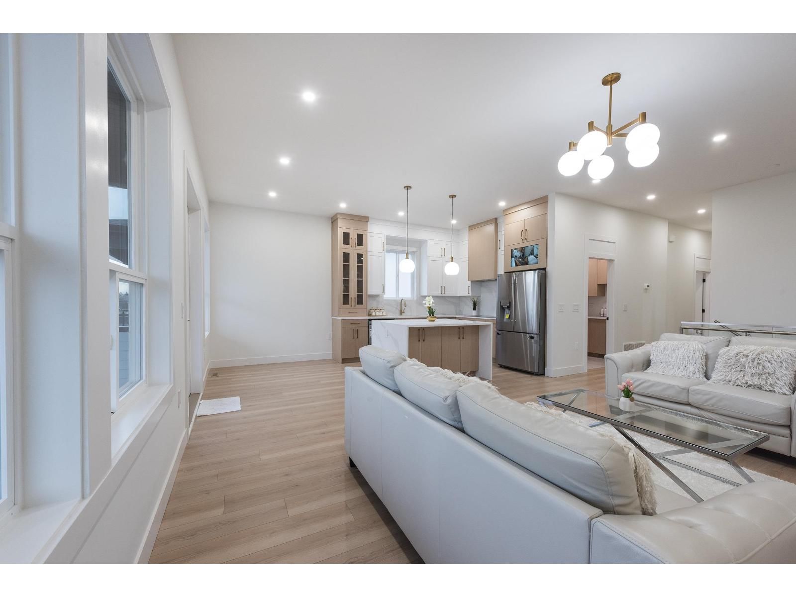 46339 MAPLE AVENUE Image 12