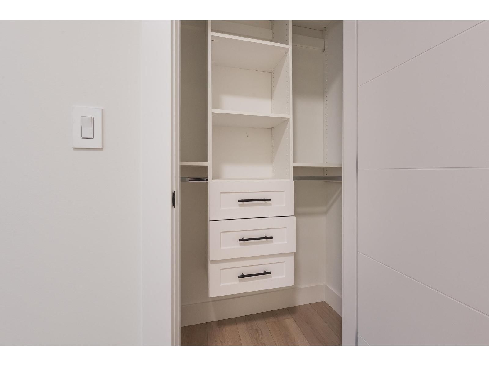 46339 MAPLE AVENUE Image 31