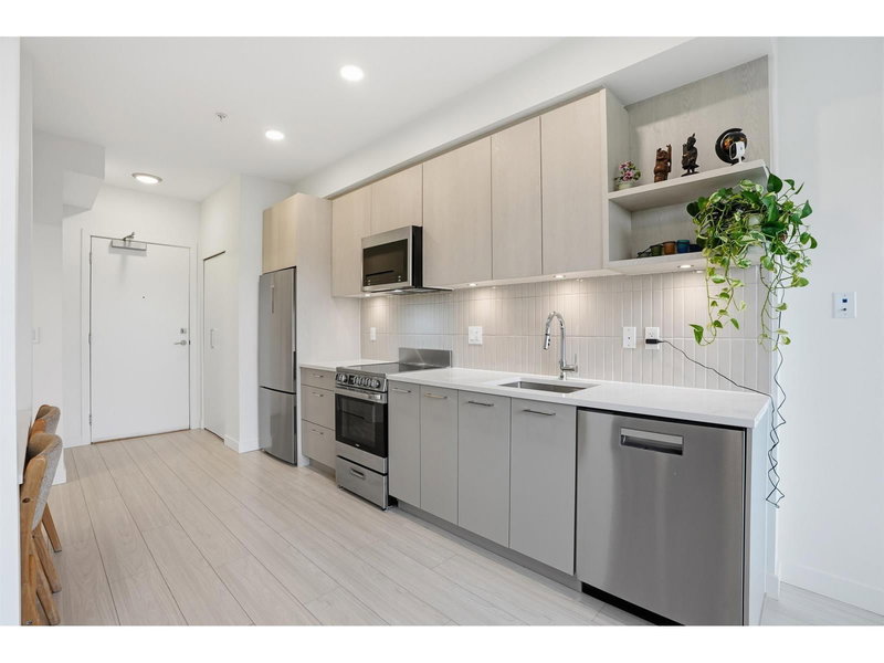 604 - 10777 138 Street, Surrey, V3T0T5 | Image 3