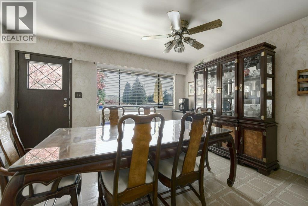 8194 WOODLAKE COURT Image 12