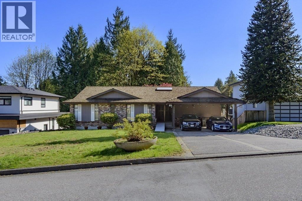 8194 WOODLAKE COURT Image 37