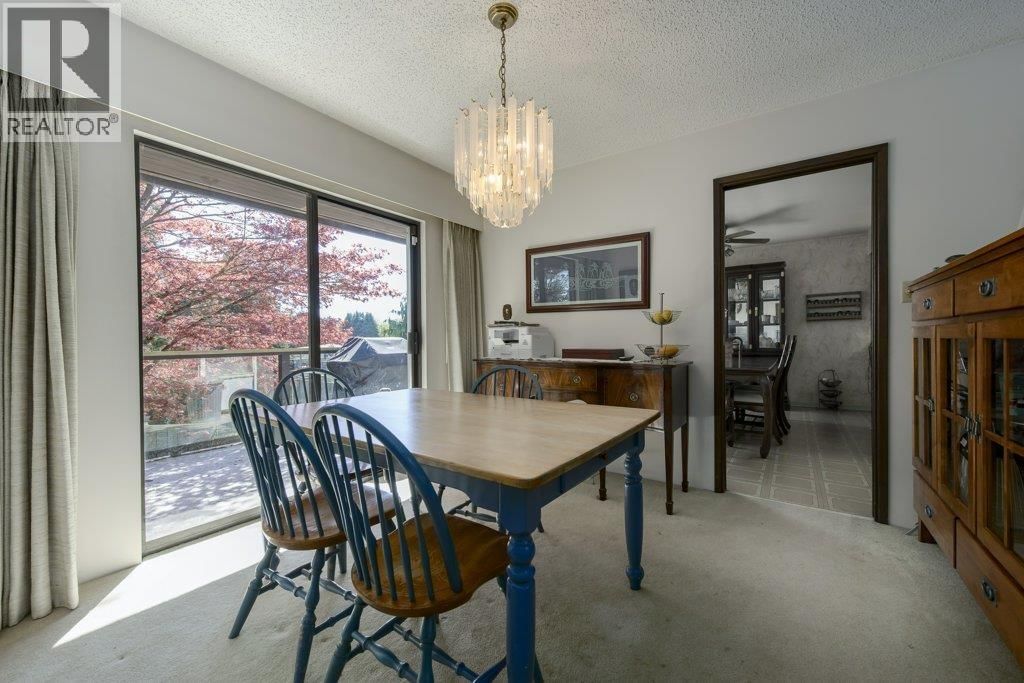 8194 WOODLAKE COURT Image 8