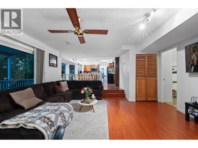 21034 BARKER Avenue | Maple Ridge British Columbia | Slide Image Twenty-one
