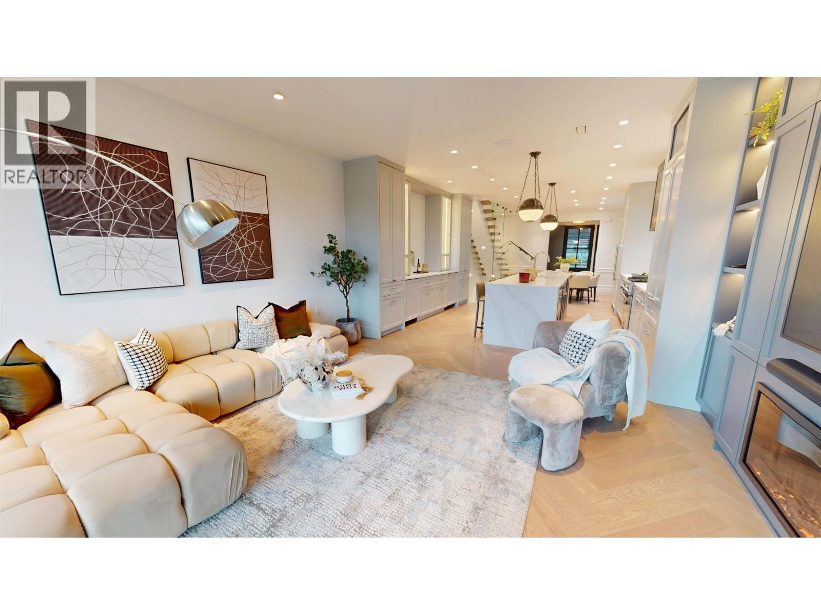 2171 VANNESS AVENUE Image 3