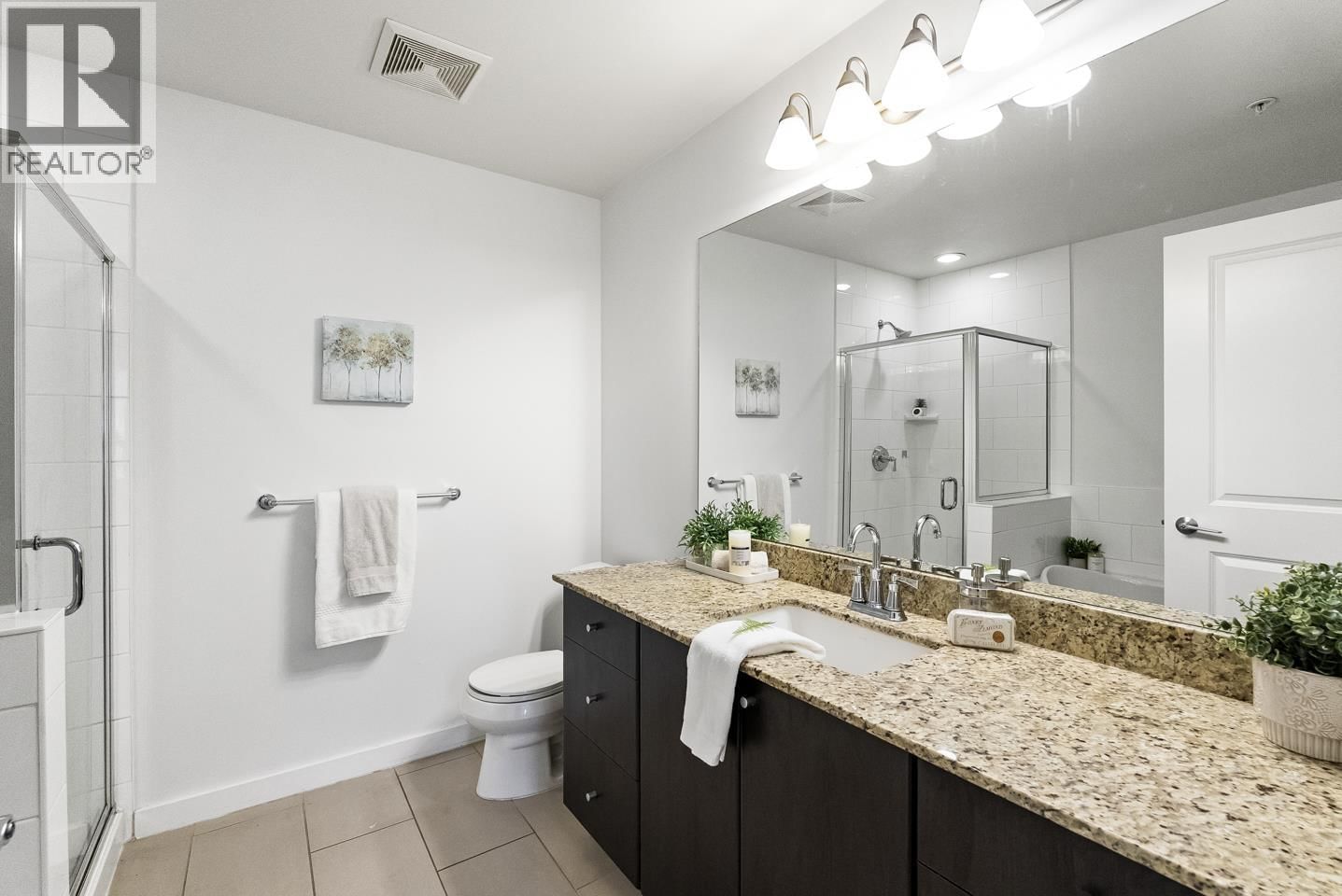 312 - 245 ROSS DRIVE Image 17