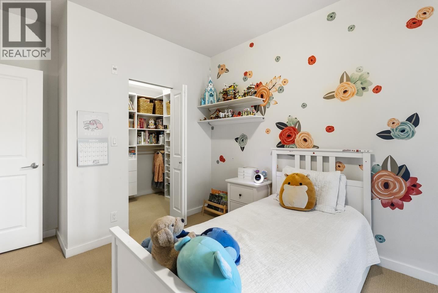 312 - 245 ROSS DRIVE Image 22