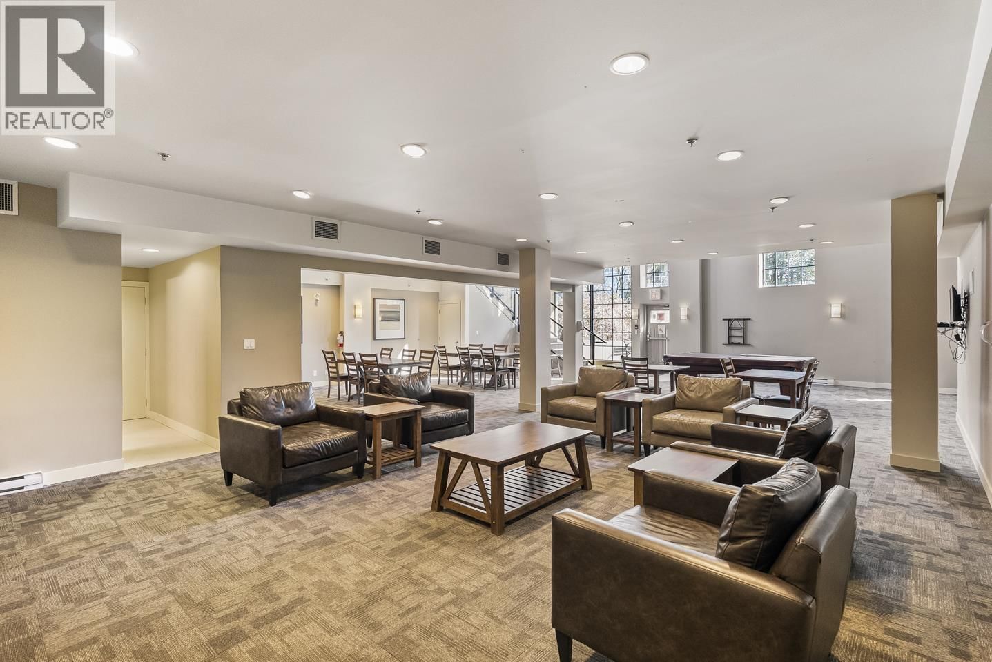 312 - 245 ROSS DRIVE Image 30