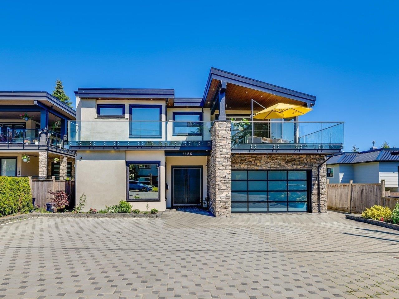 1126 STEVENS Street, White Rock, British Columbia V4B 4X8