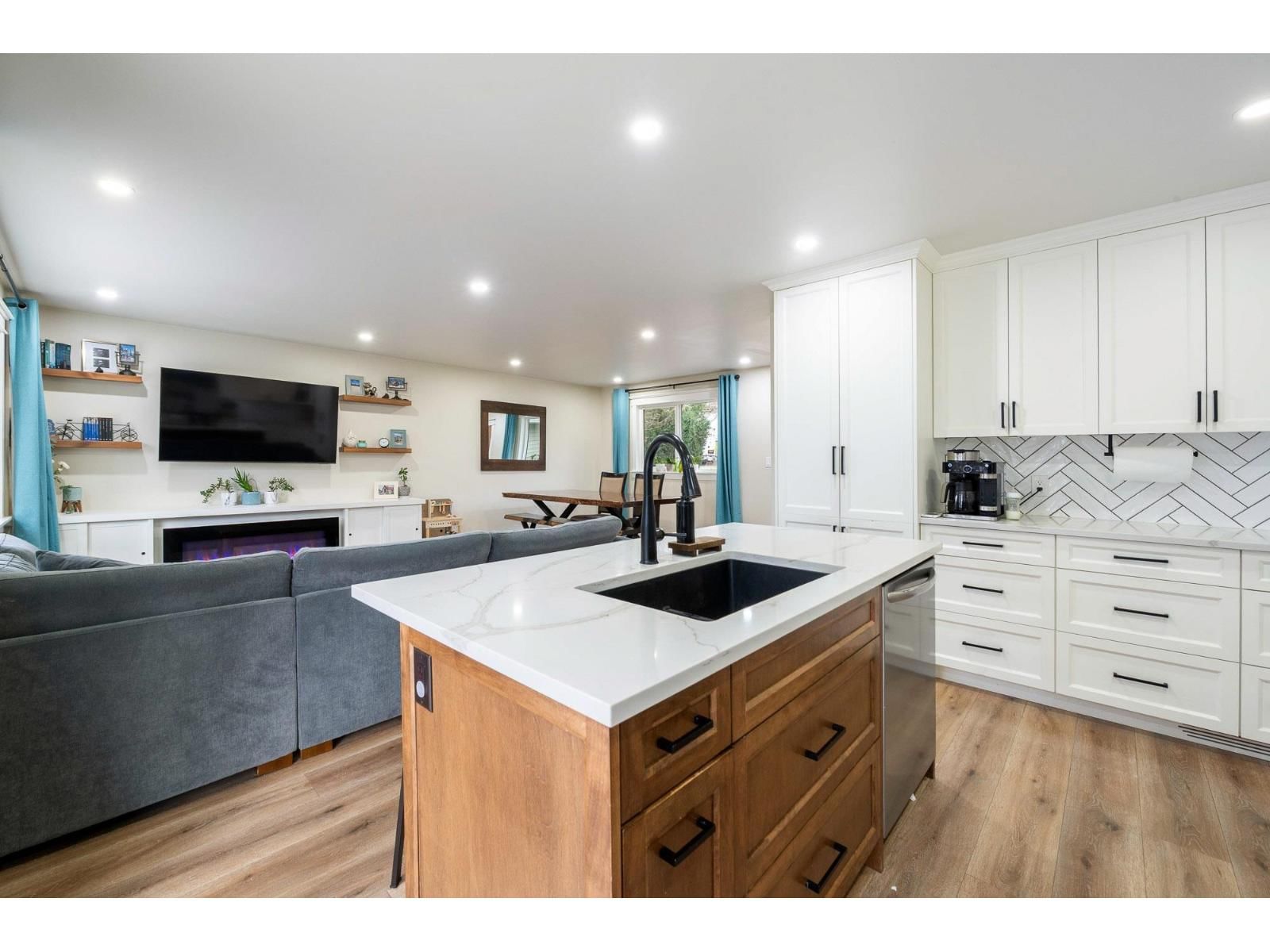 32972 ARBUTUS AVENUE Image 10