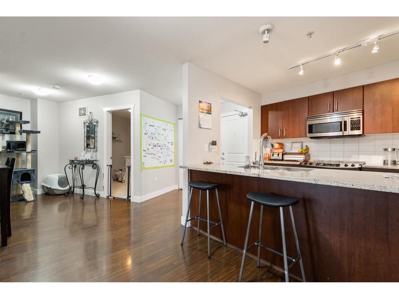 209 - 45567 YALE ROAD Image 10