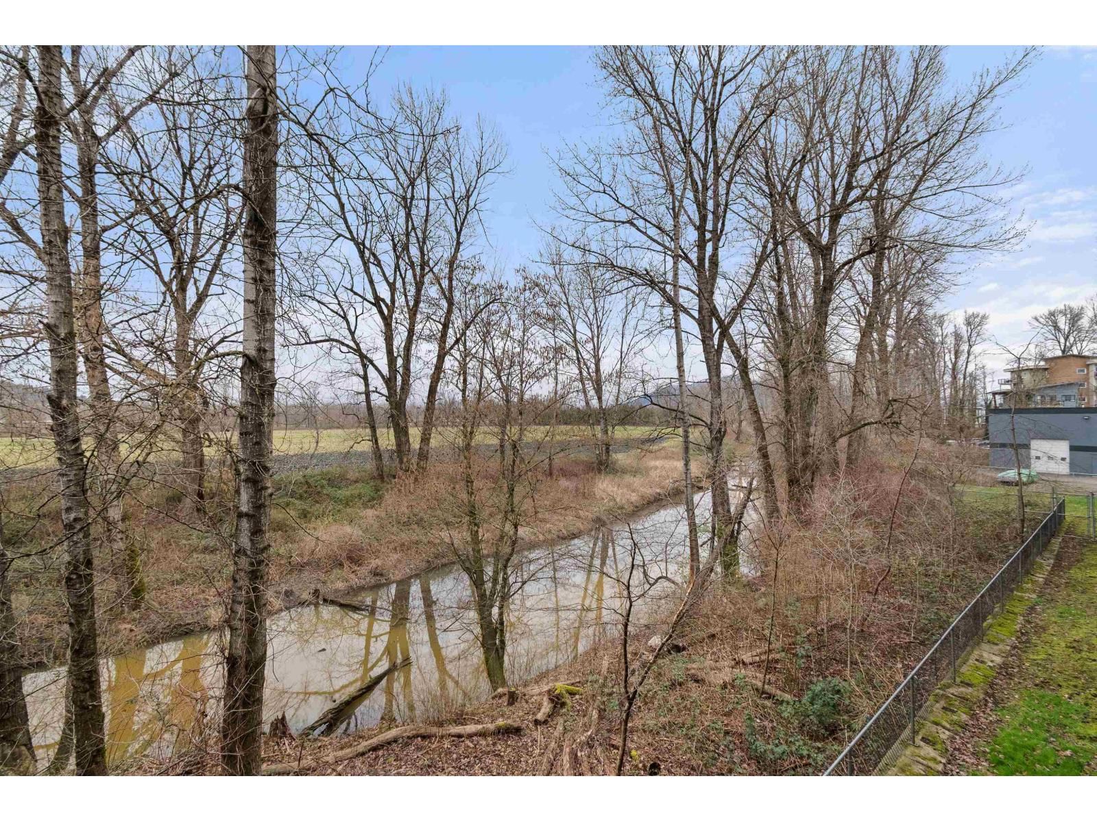 209 - 45567 YALE ROAD Image 27