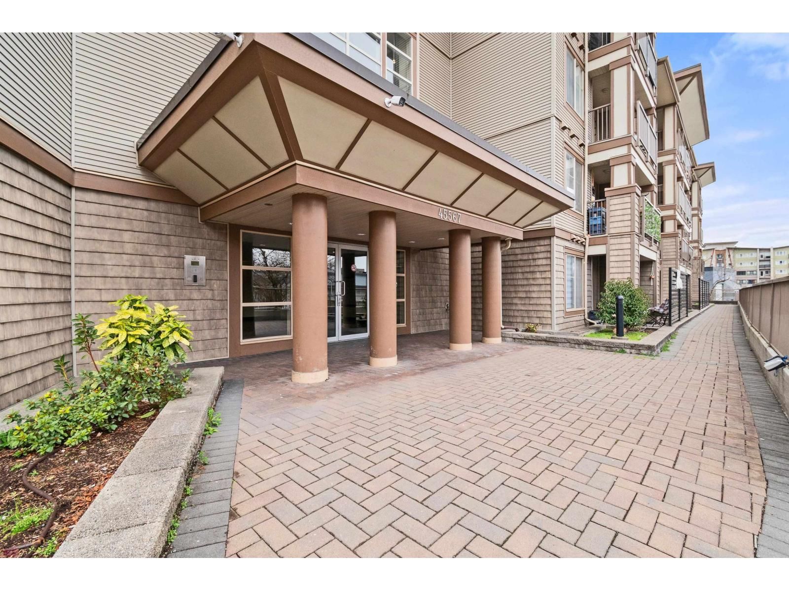 209 - 45567 YALE ROAD Image 28