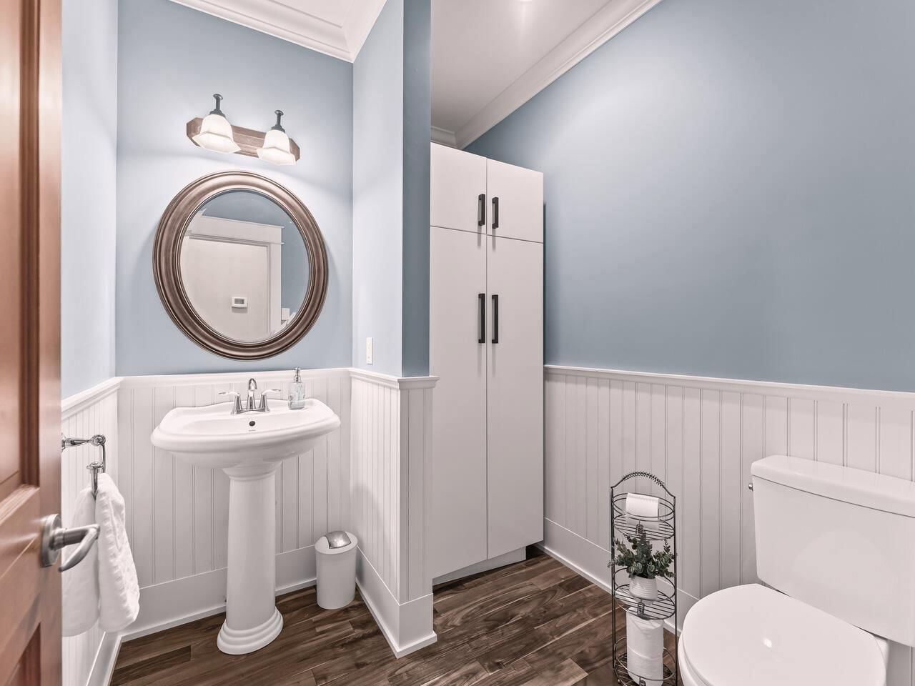 8997 MCALLISTER ROAD Image 22