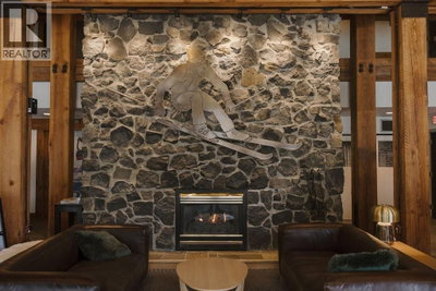4200 WHISTLER Way | Whistler British Columbia | Slide Image Two