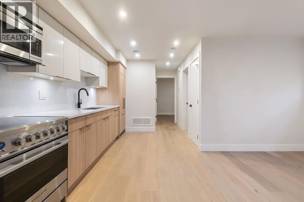 1 - 1933 TEMPLETON DRIVE Image 11