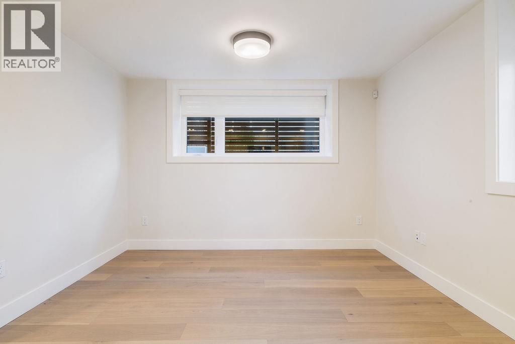 1 - 1933 TEMPLETON DRIVE Image 12